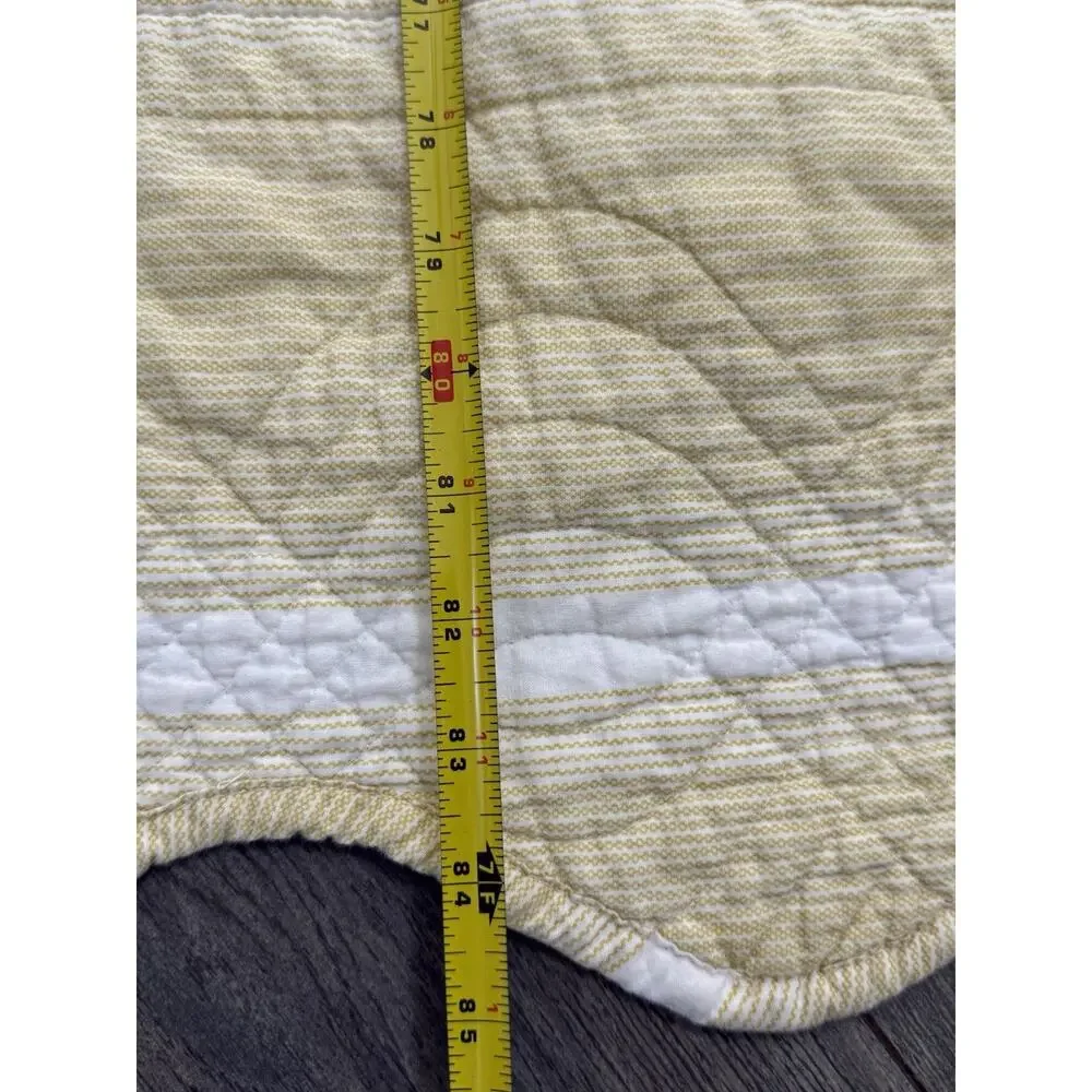 Waverly Paisley Verveine Quilt Set Queen Size Yellow (2) Shams Cotton Scalloped
